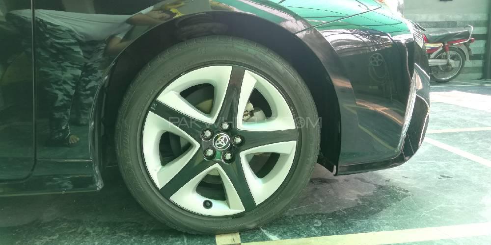 Toyota Prius 2015 for Sale in Lahore Toyota Prius 2015 for Sale in Lahore Image-4