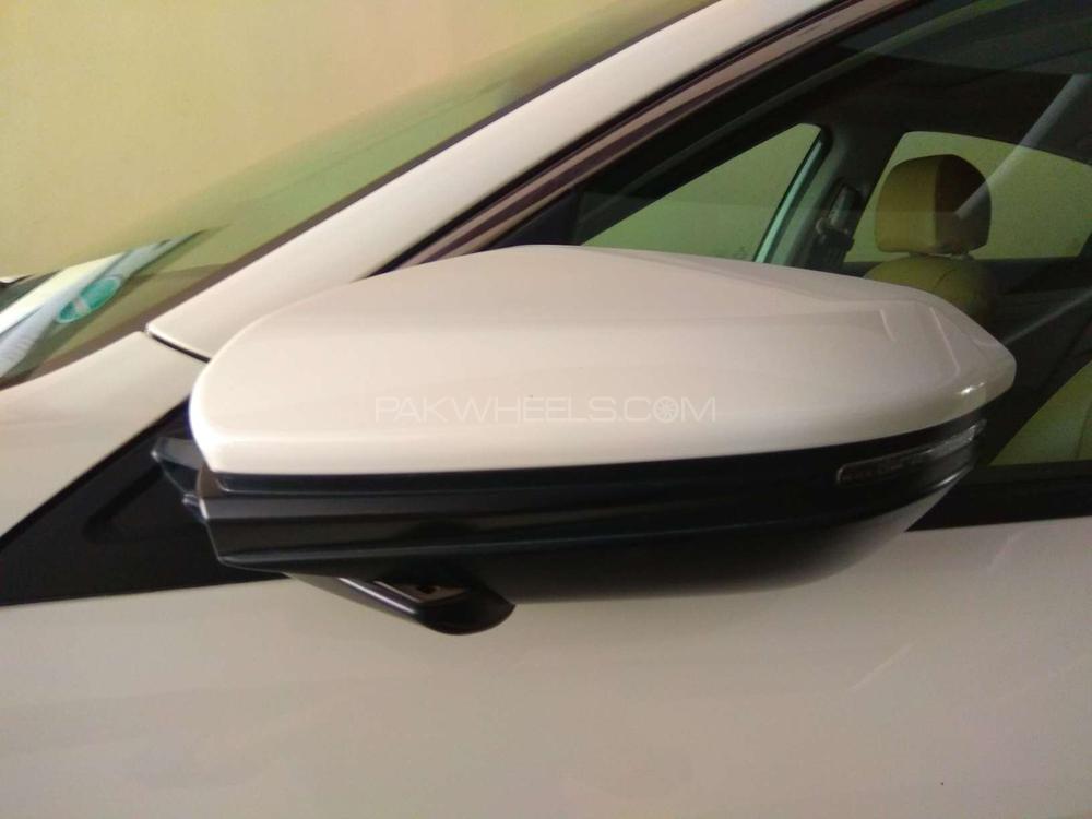 Honda Civic 2017 for Sale in Lahore Honda Civic 2017 for Sale in Lahore Image-12