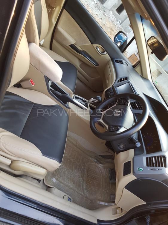 Honda Civic 2014 for Sale in Lahore Honda Civic 2014 for Sale in Lahore Image-7