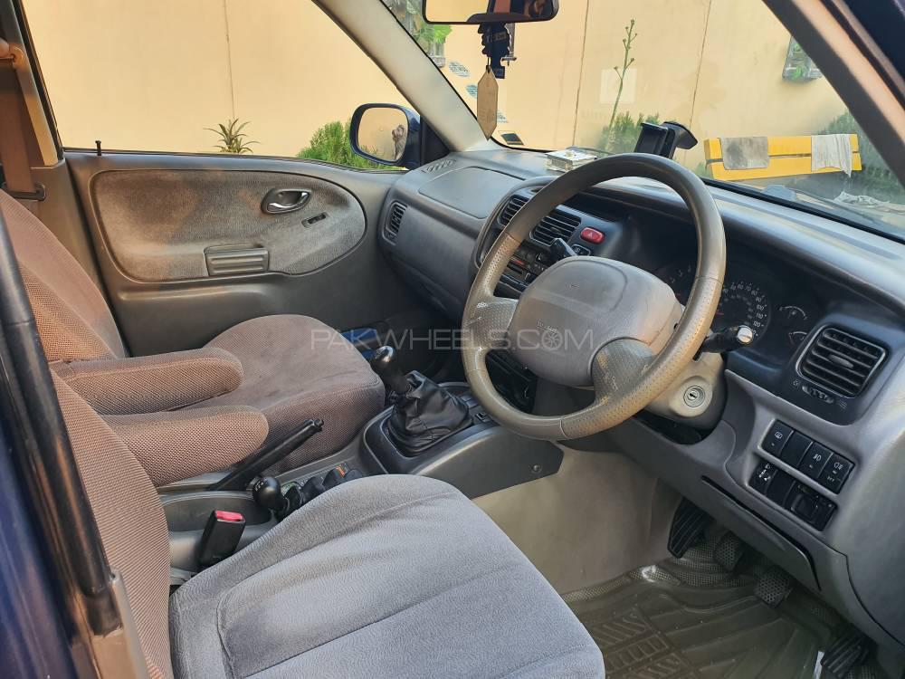 Suzuki Vitara 2003 for Sale in Lahore Suzuki Vitara 2003 for Sale in Lahore Image-10