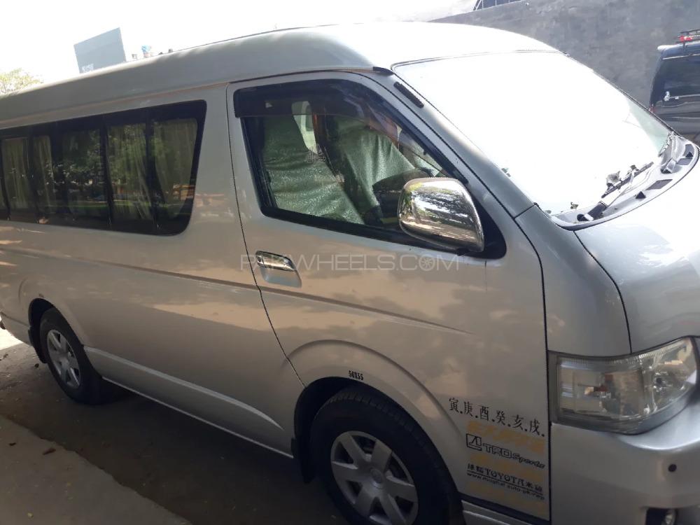 Toyota Hiace 2011 for Sale in Gujranwala Toyota Hiace 2011 for Sale in Gujranwala Image-7