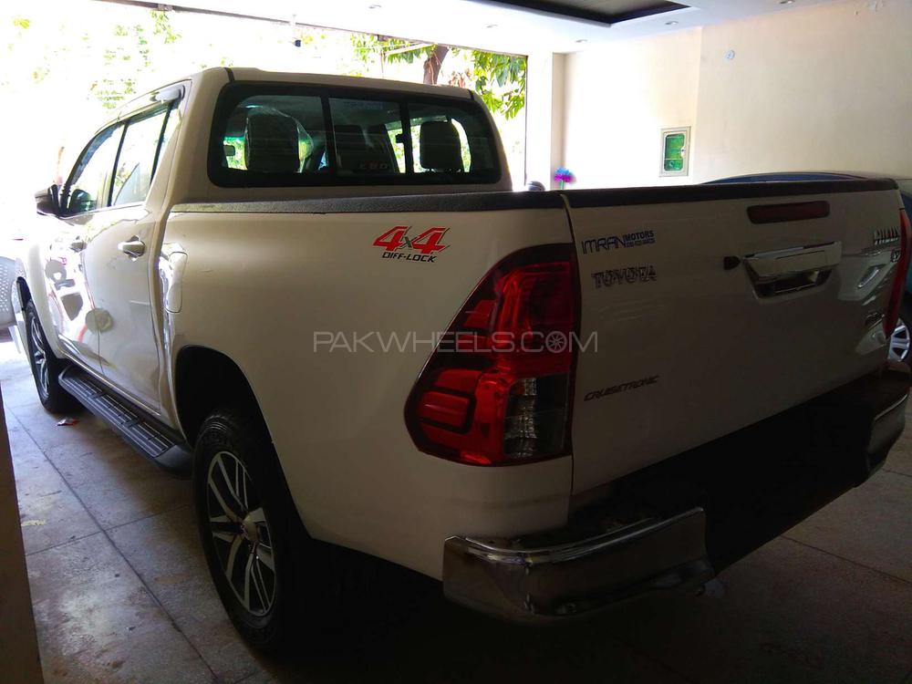 Toyota Hilux 2018 for Sale in Lahore Toyota Hilux 2018 for Sale in Lahore Image-4
