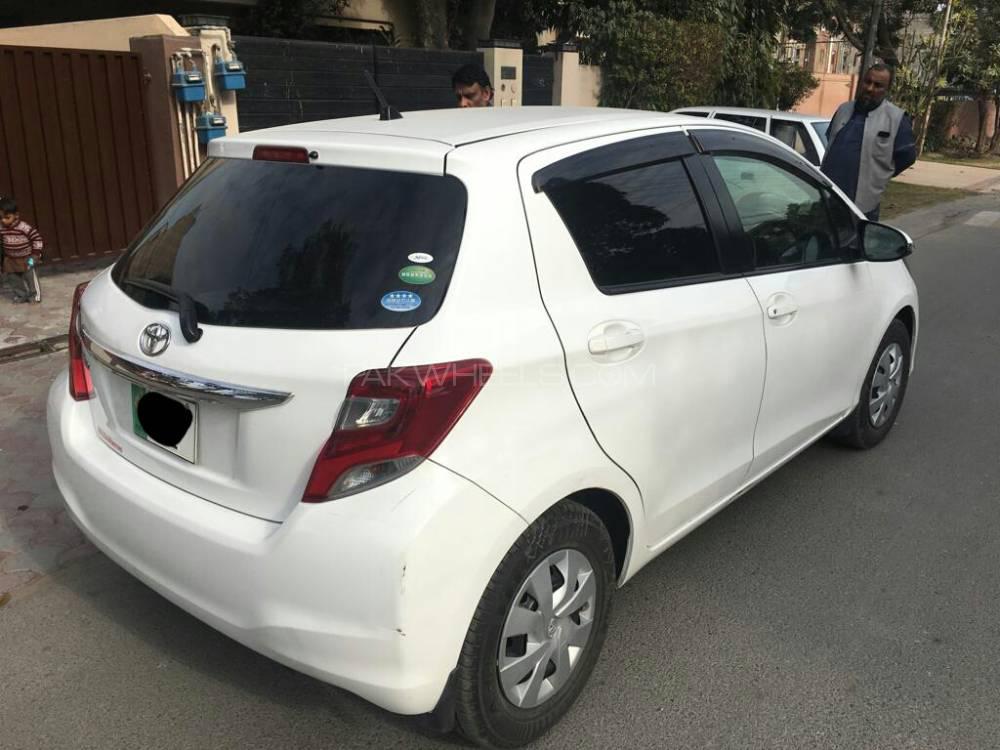 Toyota Vitz 2014 for Sale in Lahore Toyota Vitz 2014 for Sale in Lahore Image-3