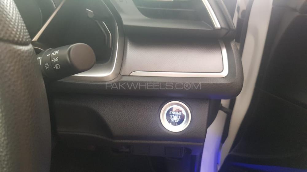 Honda Civic 2017 for Sale in Karachi Honda Civic 2017 for Sale in Karachi Image-7