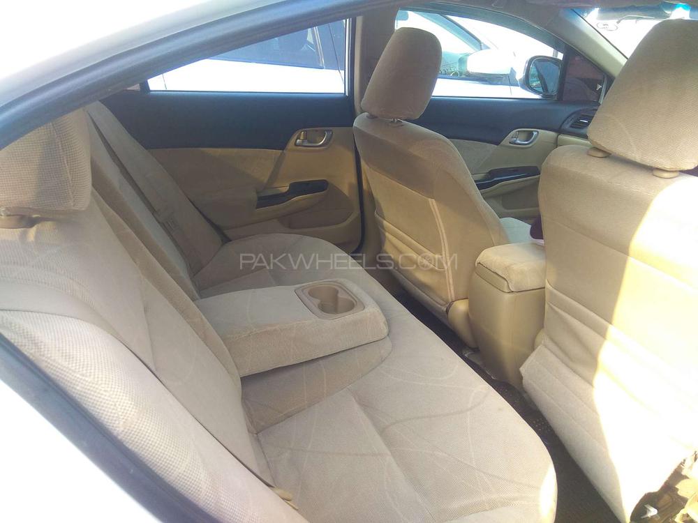 Honda Civic 2015 for Sale in Lahore Honda Civic 2015 for Sale in Lahore Image-12