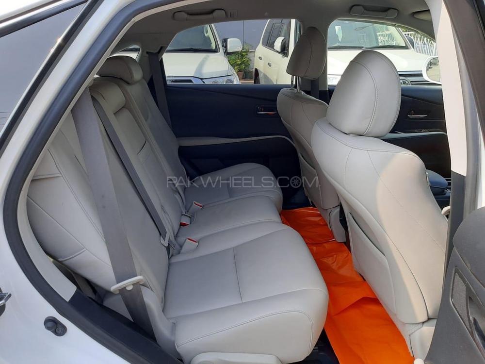 Lexus RX Series 2010 for Sale in Karachi Lexus RX Series 2010 for Sale in Karachi Image-9