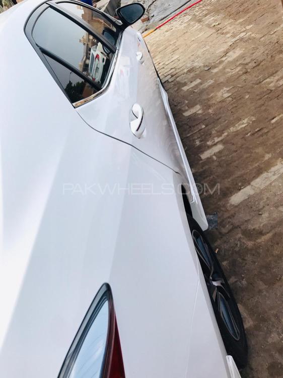 Toyota Corolla 2018 for Sale in Vehari Toyota Corolla 2018 for Sale in Vehari Image-6