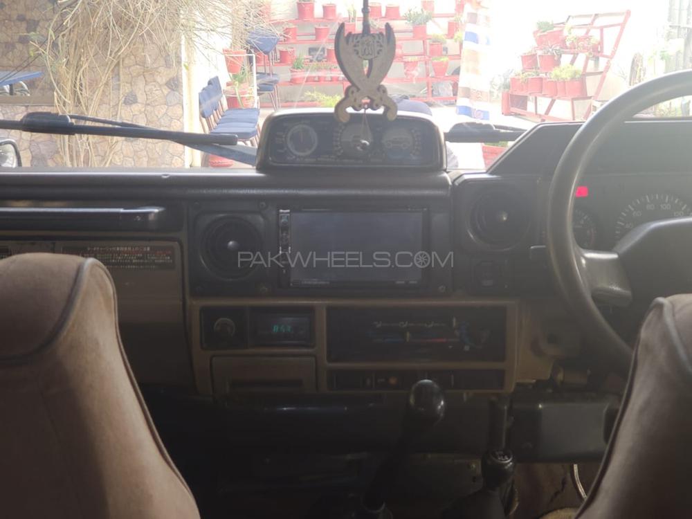 Toyota Land Cruiser 1986 for Sale in Abbottabad Toyota Land Cruiser 1986 for Sale in Abbottabad Image-8