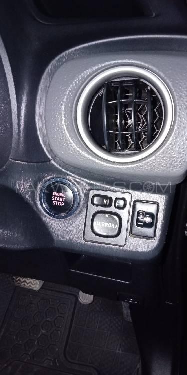 Toyota Vitz 2013 for Sale in Peshawar Toyota Vitz 2013 for Sale in Peshawar Image-17