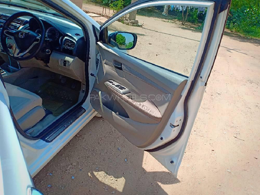 Honda City 2016 for Sale in Karachi Honda City 2016 for Sale in Karachi Image-16