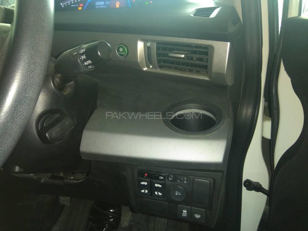 Honda Freed 2013 for Sale in Karachi Honda Freed 2013 for Sale in Karachi Image-6