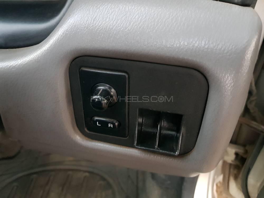 Nissan Sunny 1998 for Sale in Sargodha Nissan Sunny 1998 for Sale in Sargodha Image-15