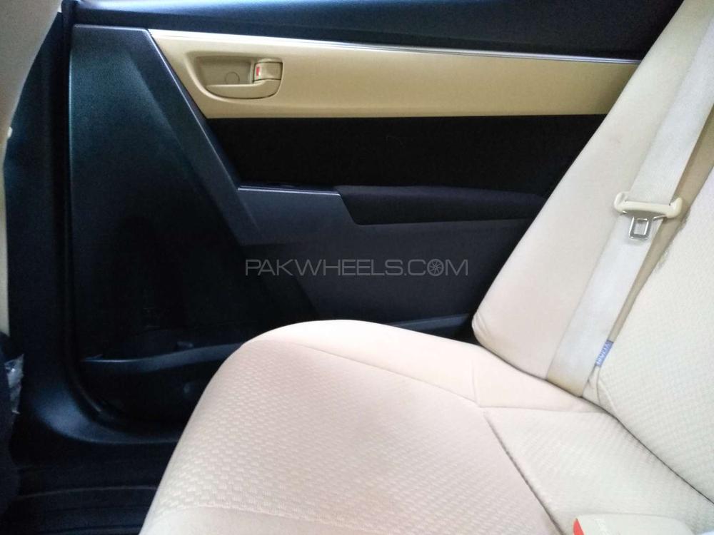 Toyota Corolla 2019 for Sale in Karachi Toyota Corolla 2019 for Sale in Karachi Image-14