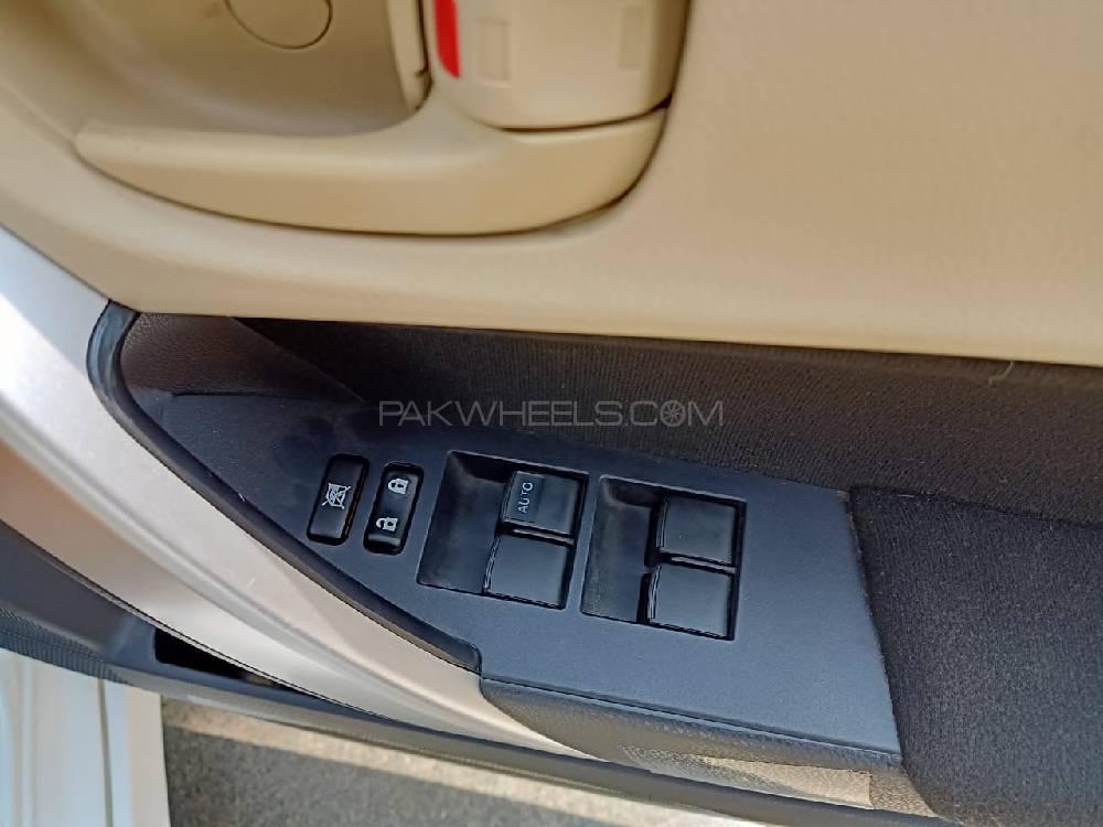 Toyota Corolla 2019 for Sale in Lahore Toyota Corolla 2019 for Sale in Lahore Image-2