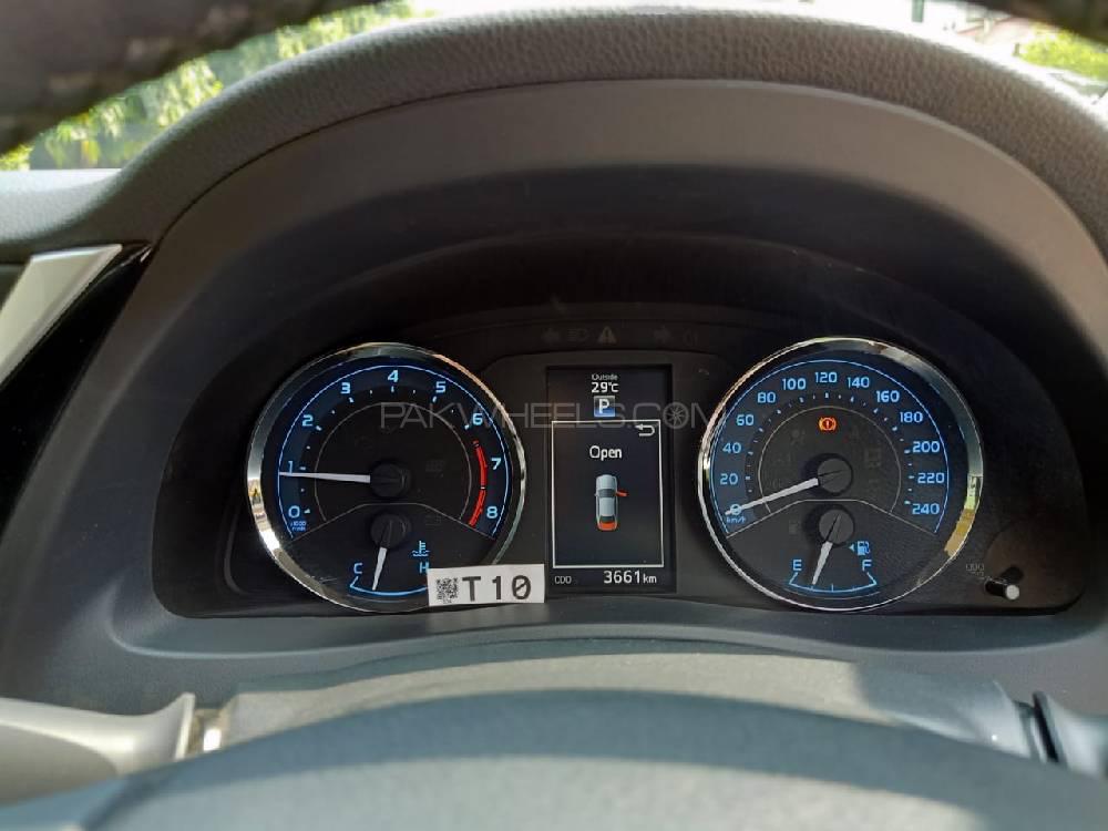 Toyota Corolla 2019 for Sale in Lahore Toyota Corolla 2019 for Sale in Lahore Image-4