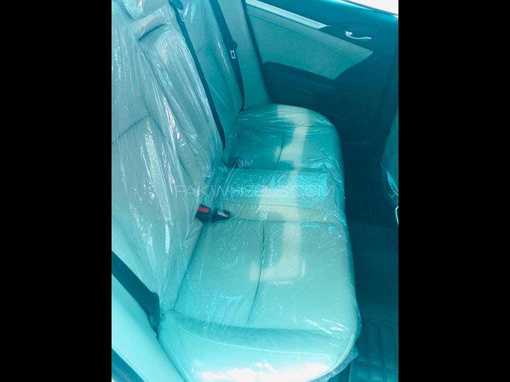 ہونڈا سوک 2018 for Sale in ملتان ہونڈا سوک 2018 for Sale in ملتان Image-11