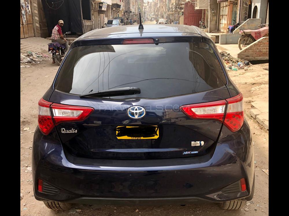 Toyota Vitz 2017 for Sale in Hyderabad Image-1