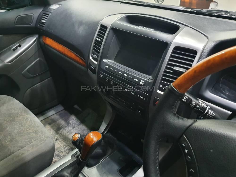 Toyota Prado 2005 for Sale in Peshawar Toyota Prado 2005 for Sale in Peshawar Image-5