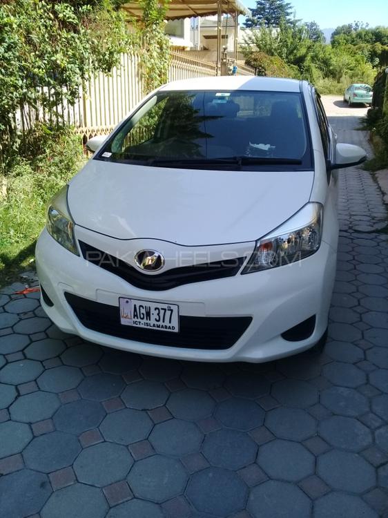 Toyota Vitz 2014 for Sale in Abbottabad Toyota Vitz 2014 for Sale in Abbottabad Image-3