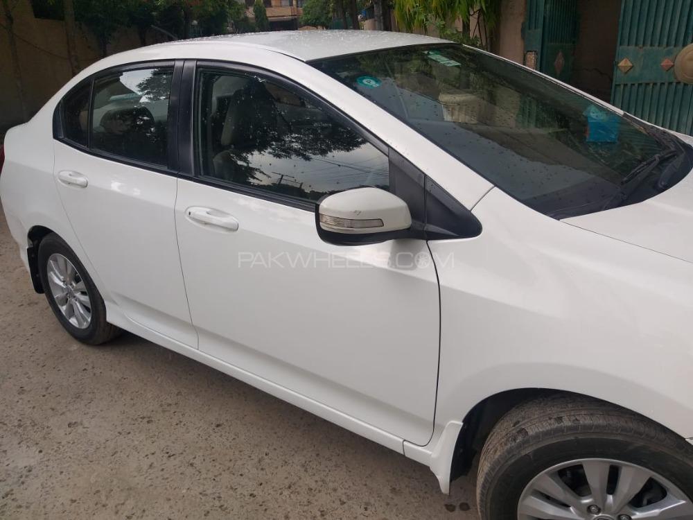 ہونڈا سٹی 2014 for Sale in لاہور ہونڈا سٹی 2014 for Sale in لاہور Image-3