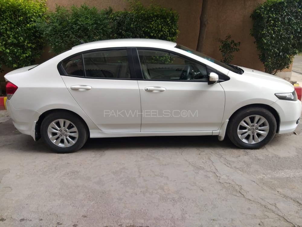 ہونڈا سٹی 2014 for Sale in لاہور ہونڈا سٹی 2014 for Sale in لاہور Image-2