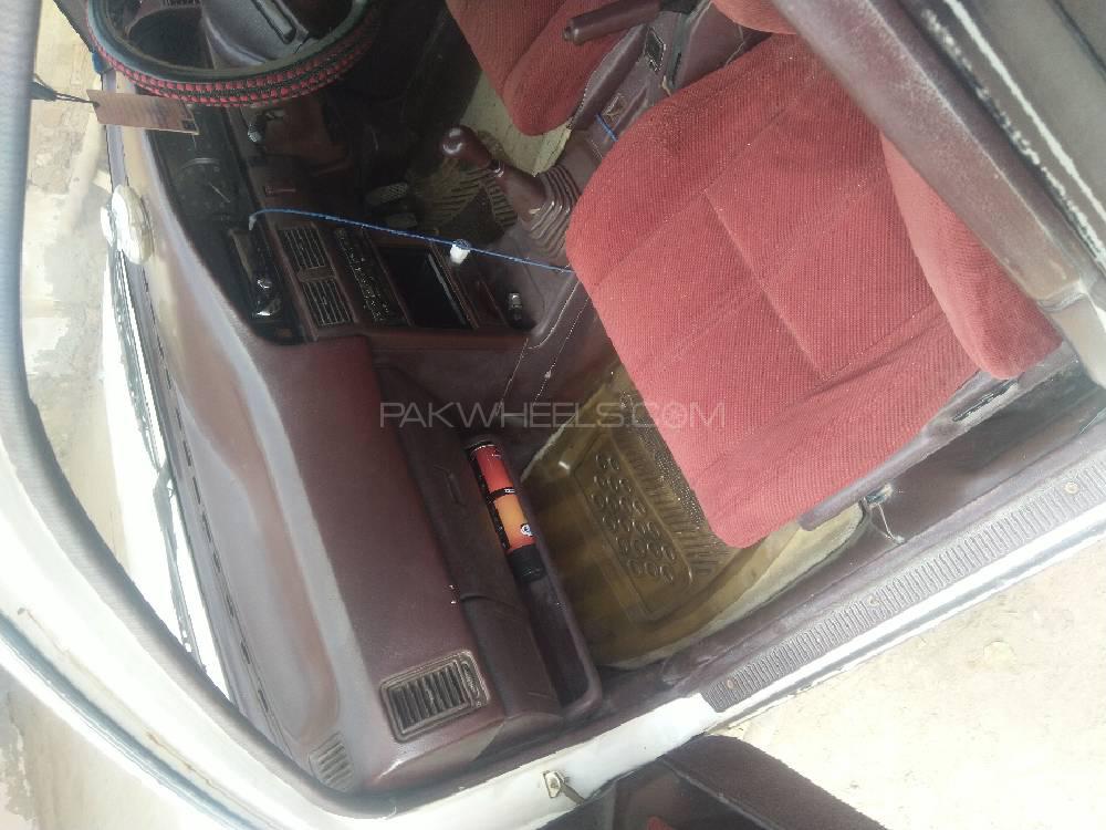 Toyota Corolla 1990 for Sale in Dera ismail khan Toyota Corolla 1990 for Sale in Dera ismail khan Image-9