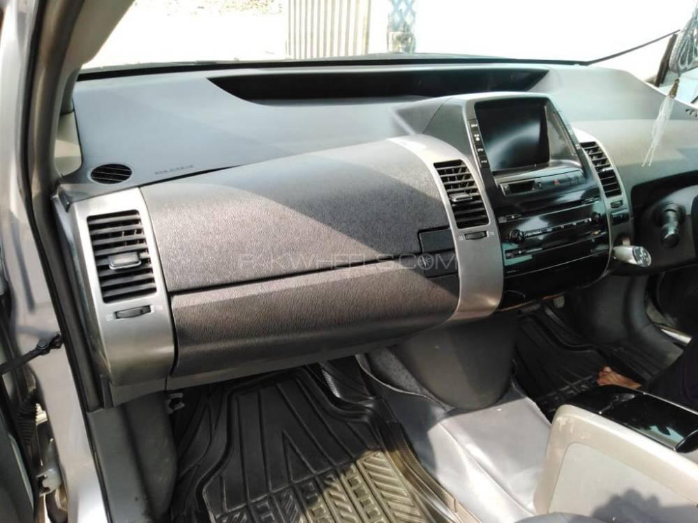 Toyota Prius 2008 for Sale in Islamabad Toyota Prius 2008 for Sale in Islamabad Image-9