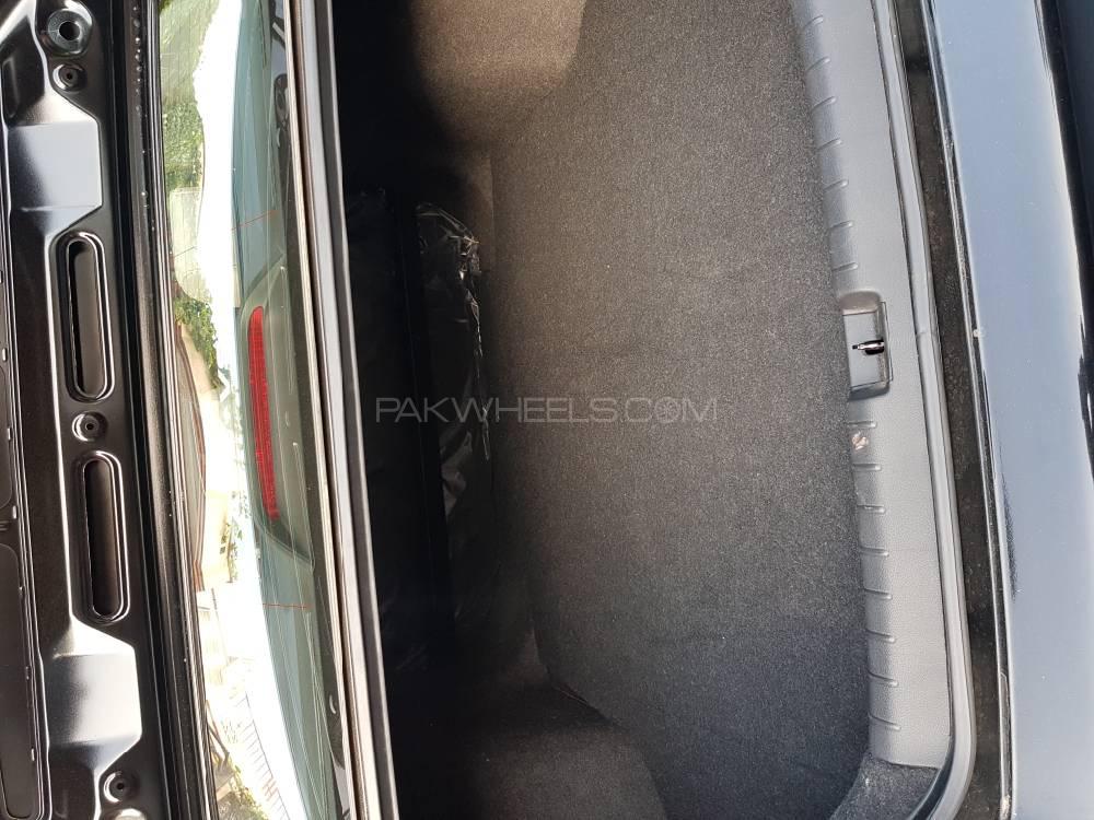 Honda Civic 2018 for Sale in Lahore Honda Civic 2018 for Sale in Lahore Image-10