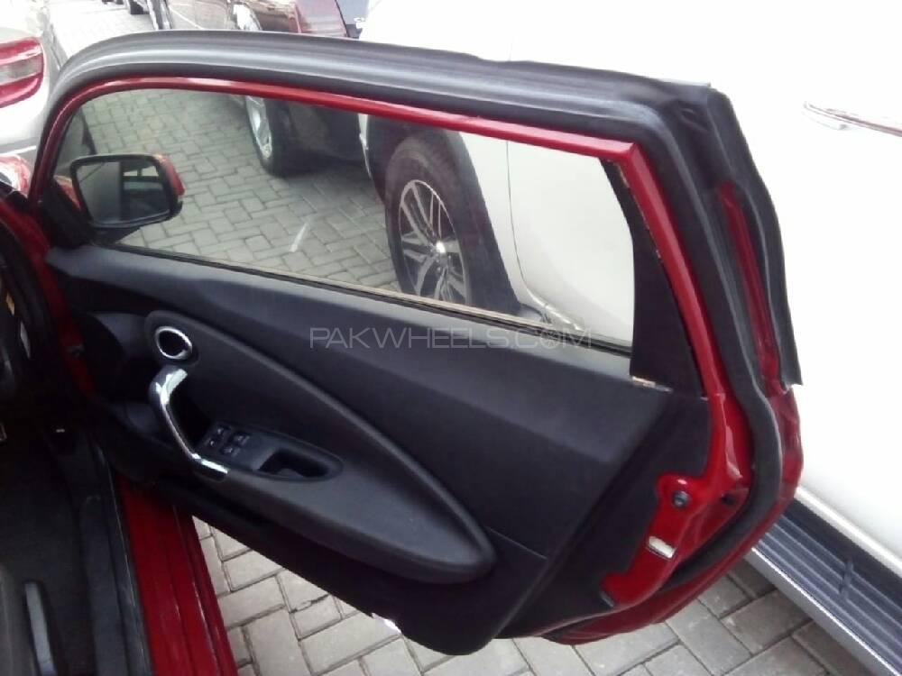 Honda CR-Z 2012 for Sale in Lahore Honda CR-Z 2012 for Sale in Lahore Image-4