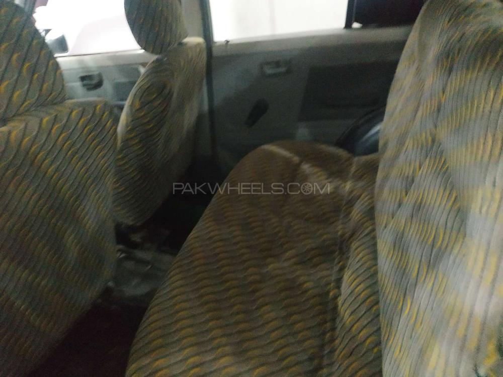Suzuki Mehran 2004 for Sale in Peshawar Suzuki Mehran 2004 for Sale in Peshawar Image-3