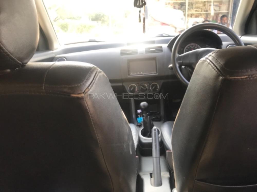 Suzuki Swift 2011 for Sale in Islamabad Suzuki Swift 2011 for Sale in Islamabad Image-4