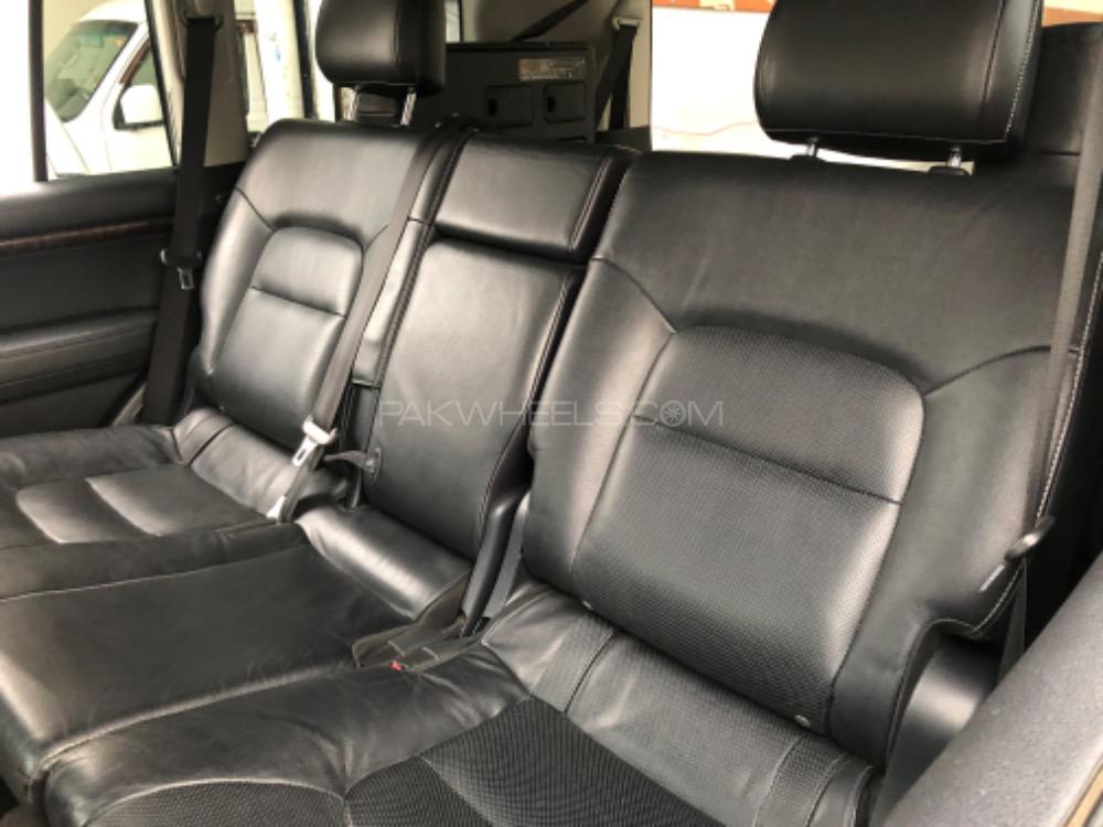 Toyota Land Cruiser 2012 for Sale in Lahore Toyota Land Cruiser 2012 for Sale in Lahore Image-7