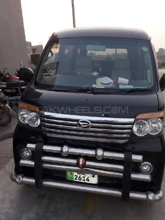 Daihatsu Atrai Wagon 2011 for Sale in Lahore Image-1