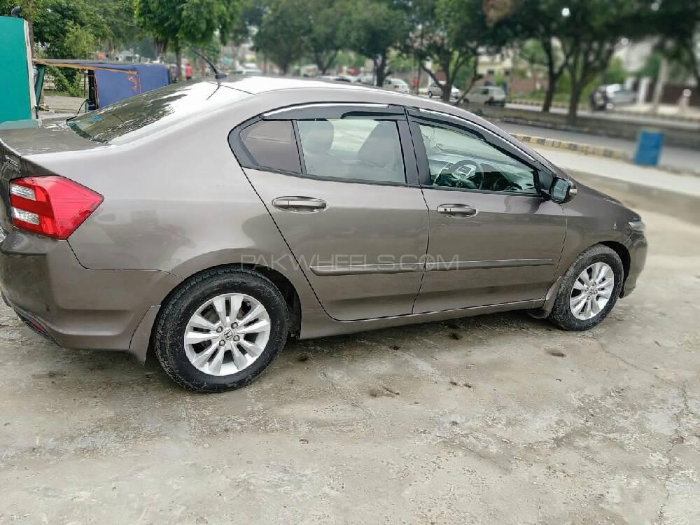 Honda City 2017 for Sale in Lahore Honda City 2017 for Sale in Lahore Image-6