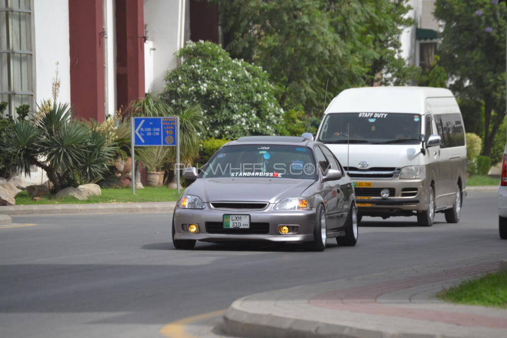 Honda Civic - 2000  Honda Civic - 2000  Image-4