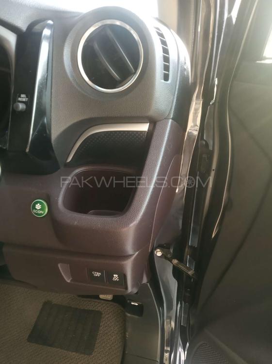 Honda N Wgn 2015 for Sale in Gujranwala Honda N Wgn 2015 for Sale in Gujranwala Image-10