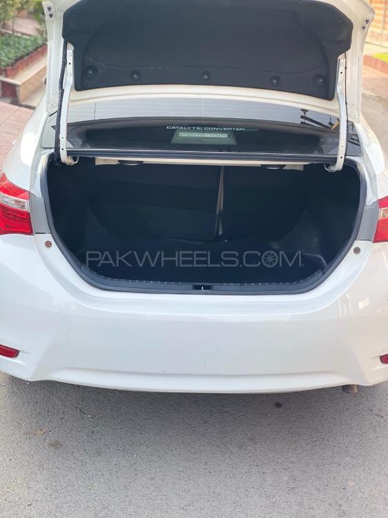Toyota Corolla 2017 for Sale in Peshawar Toyota Corolla 2017 for Sale in Peshawar Image-2