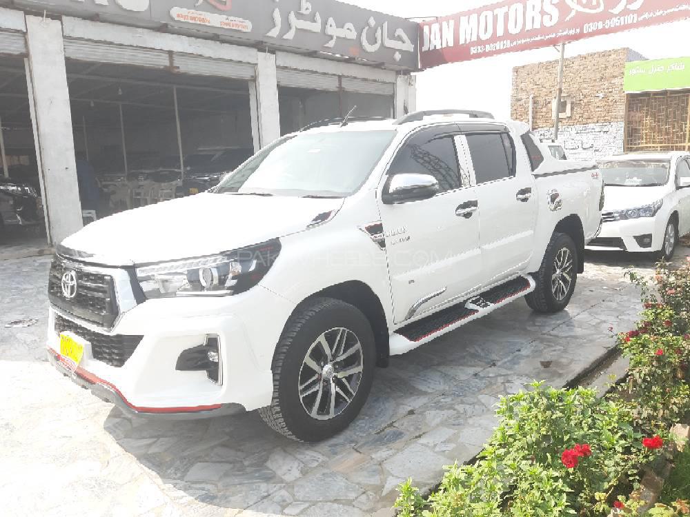 Toyota Hilux 2019 for Sale in Peshawar Toyota Hilux 2019 for Sale in Peshawar Image-4