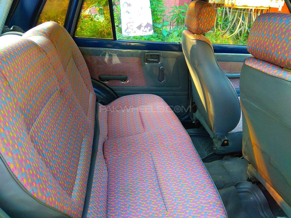 Suzuki Mehran 2013 for Sale in Lahore Suzuki Mehran 2013 for Sale in Lahore Image-7