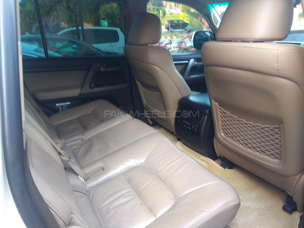 Toyota Land Cruiser 2007 for Sale in Lahore Toyota Land Cruiser 2007 for Sale in Lahore Image-13