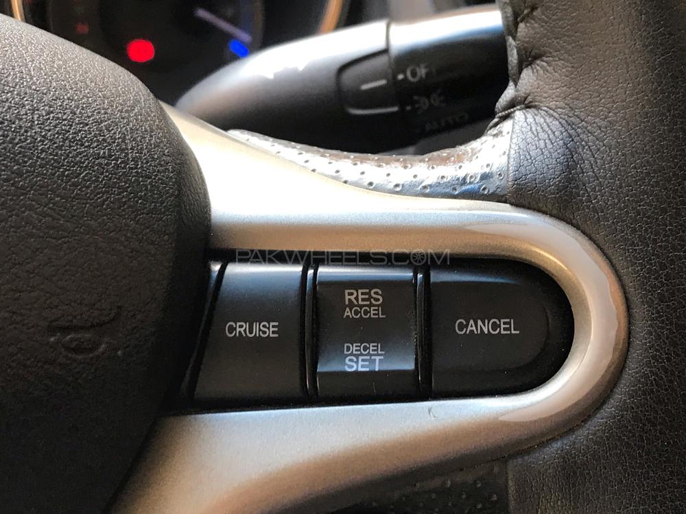 Honda Fit 2013 for Sale in Hyderabad Honda Fit 2013 for Sale in Hyderabad Image-8