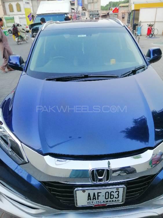 Honda Vezel 2016 for Sale in Multan Honda Vezel 2016 for Sale in Multan Image-8