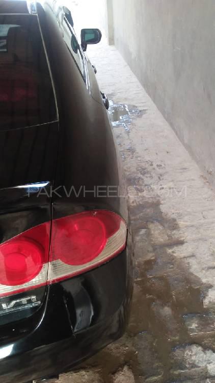 Honda Civic 2006 for Sale in Sahiwal Honda Civic 2006 for Sale in Sahiwal Image-9