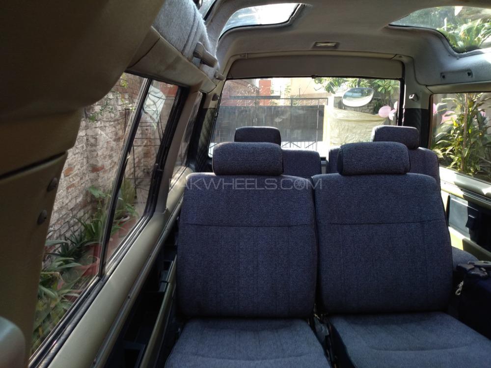 Toyota Town Ace 1986 for Sale in Rawalpindi Toyota Town Ace 1986 for Sale in Rawalpindi Image-10