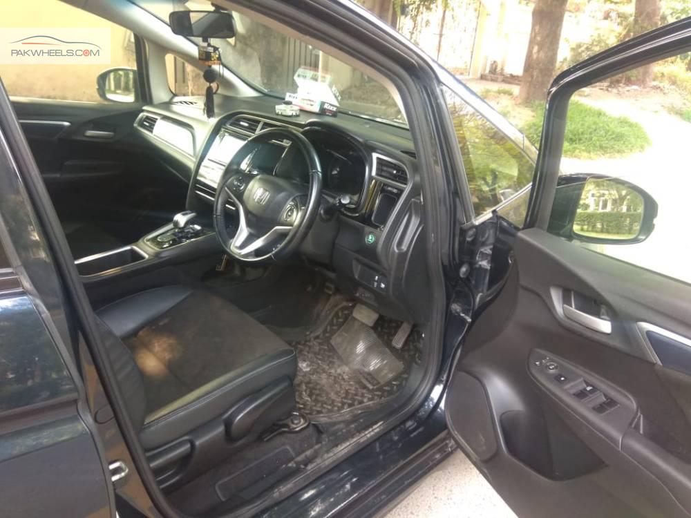 Honda Fit 2015 for Sale in Islamabad Honda Fit 2015 for Sale in Islamabad Image-10
