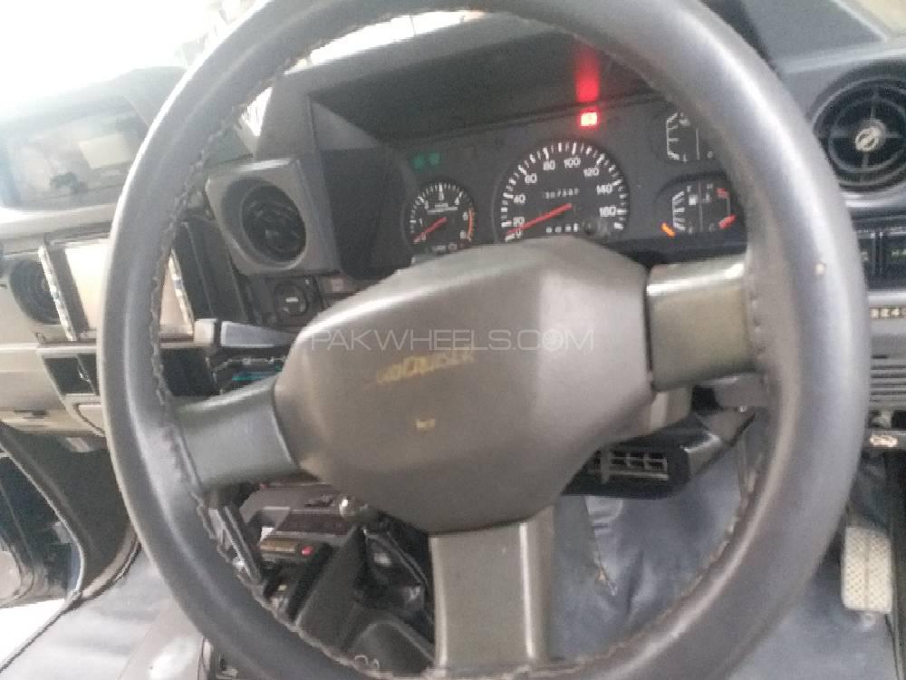 Toyota Land Cruiser 1990 for Sale in Nowshera Toyota Land Cruiser 1990 for Sale in Nowshera Image-11