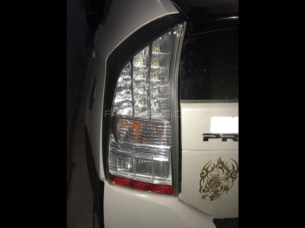 Toyota Prius 2011 for Sale in Lahore Toyota Prius 2011 for Sale in Lahore Image-12