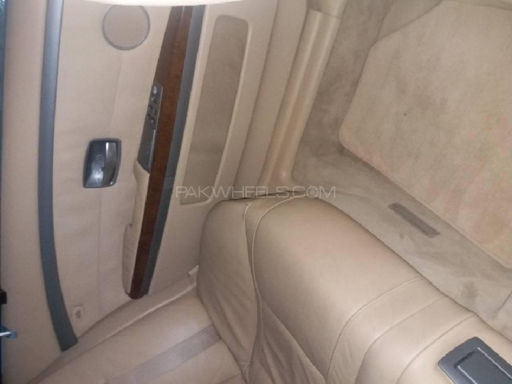 بی ایم ڈبلیو 7 سیریز 2003 for Sale in اسلام آباد بی ایم ڈبلیو 7 سیریز 2003 for Sale in اسلام آباد Image-9