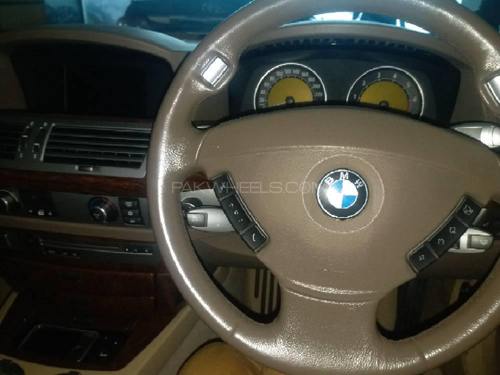 بی ایم ڈبلیو 7 سیریز 2003 for Sale in اسلام آباد بی ایم ڈبلیو 7 سیریز 2003 for Sale in اسلام آباد Image-12
