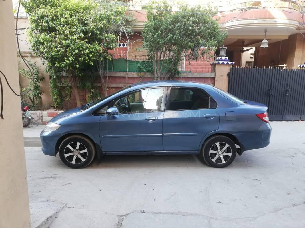 Honda City 2005 for Sale in Lahore Honda City 2005 for Sale in Lahore Image-4